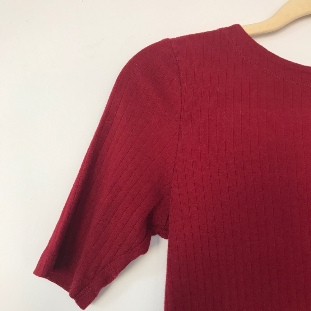 Uniqlo top